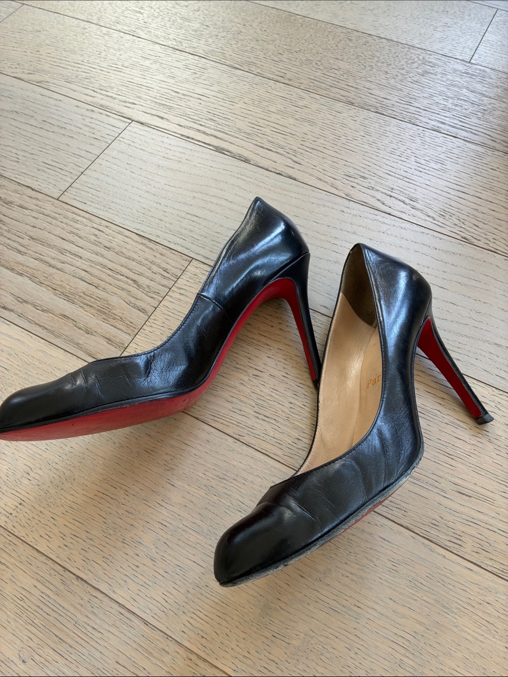 Christian Louboutin Black Leather Round-Toe Stiletto Pumps EU sz40 - Picture 4 of 11